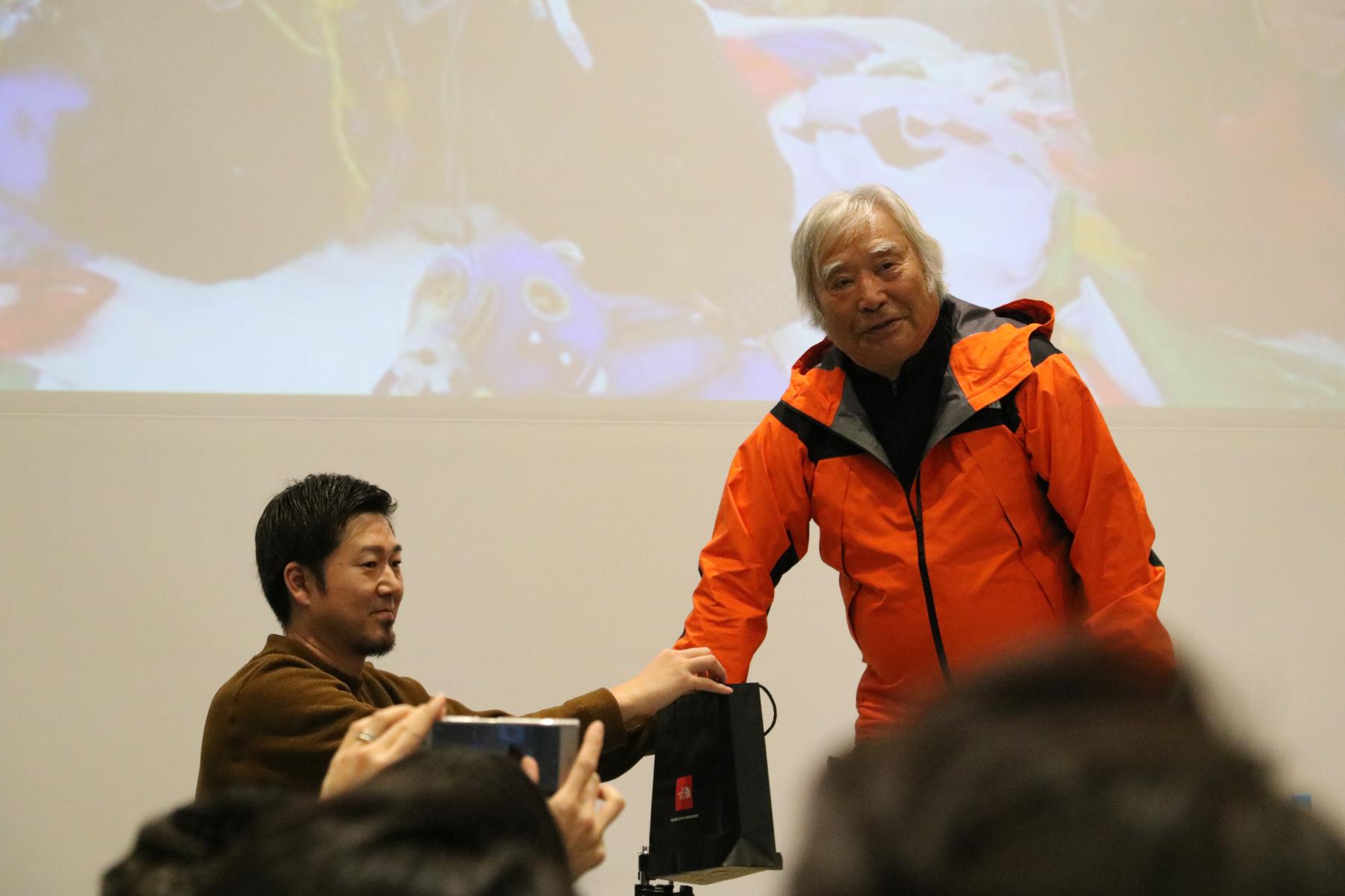 三浦雄一郎さん講演会 「攻める健康法－80才エベレスト登頂